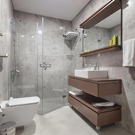 Retro 9 Homes & Apartmán *