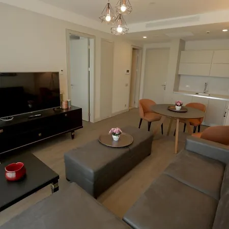 Retro 9 Homes & Appartement